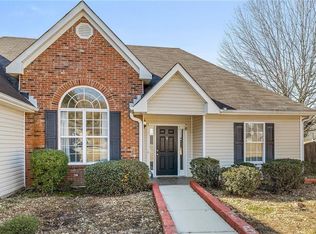 3715 Aristocrat Ct, Loganville, GA 30052