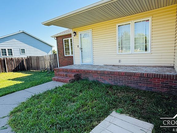 4th image of 3004 Amber St