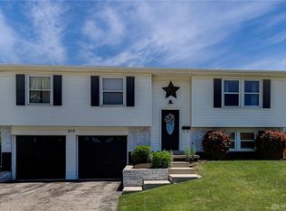 313 Westerly Hills Dr, Englewood, OH