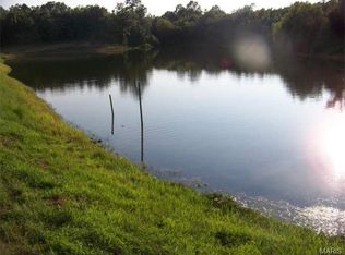 7517 High Point Dr, Raymondville, MO 65555