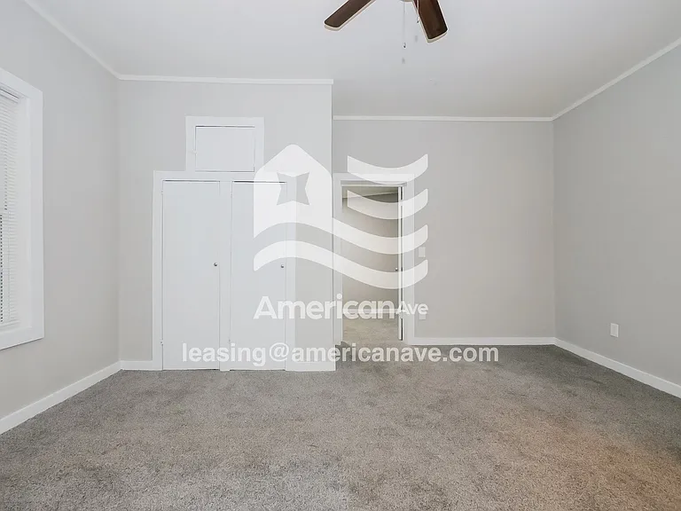 1806534_008_wm_-_main_bedroom_13147989.jpg