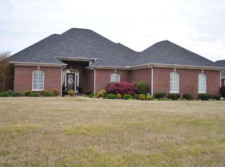1107 Ridgecrest Ln NE, Hartselle, AL 35640