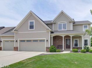 1305 Longford Ln, Bloomington, IL 61704