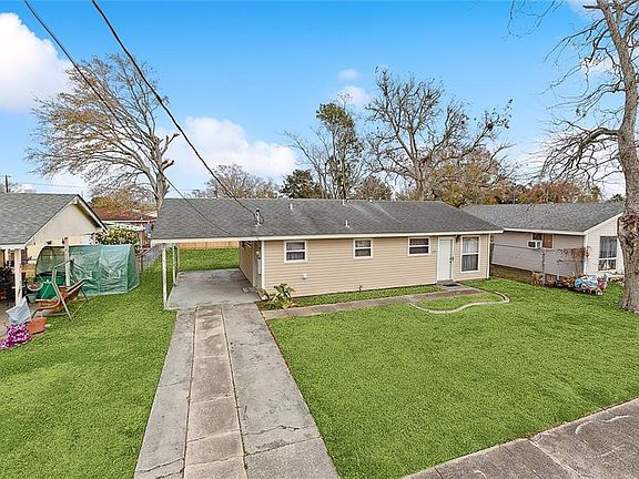 2nd image of 23 Dolores St