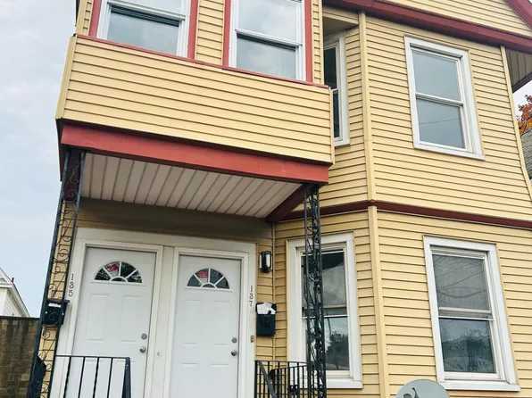 135 Duane Avenue, Schenectady, NY 12307