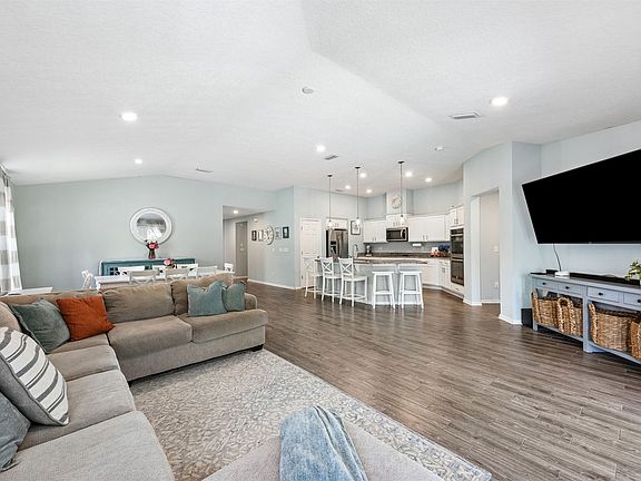 4th image of 97492 Albatross Dr