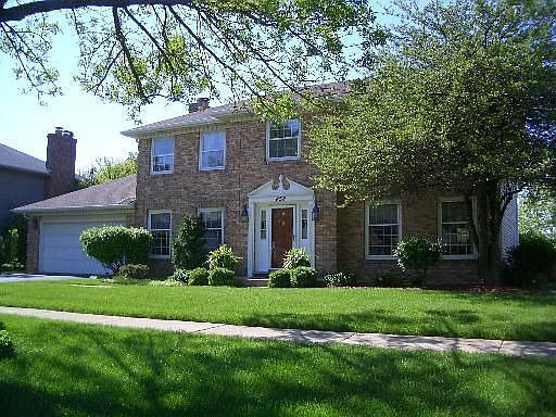 1st image of 858 Dorset Dr