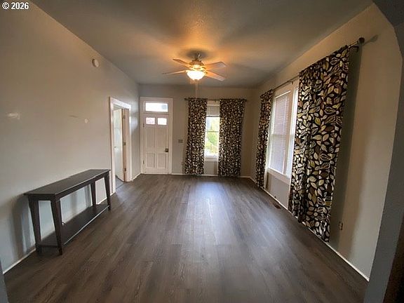 3rd image of 1014 Taylor St