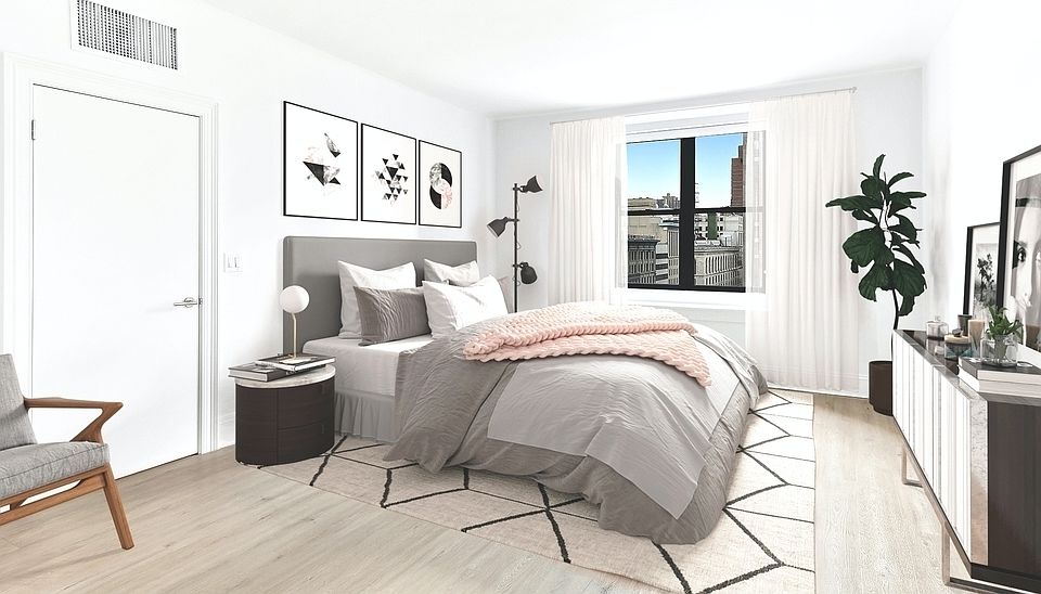 1st image of 50 W 34th St APT 15C10