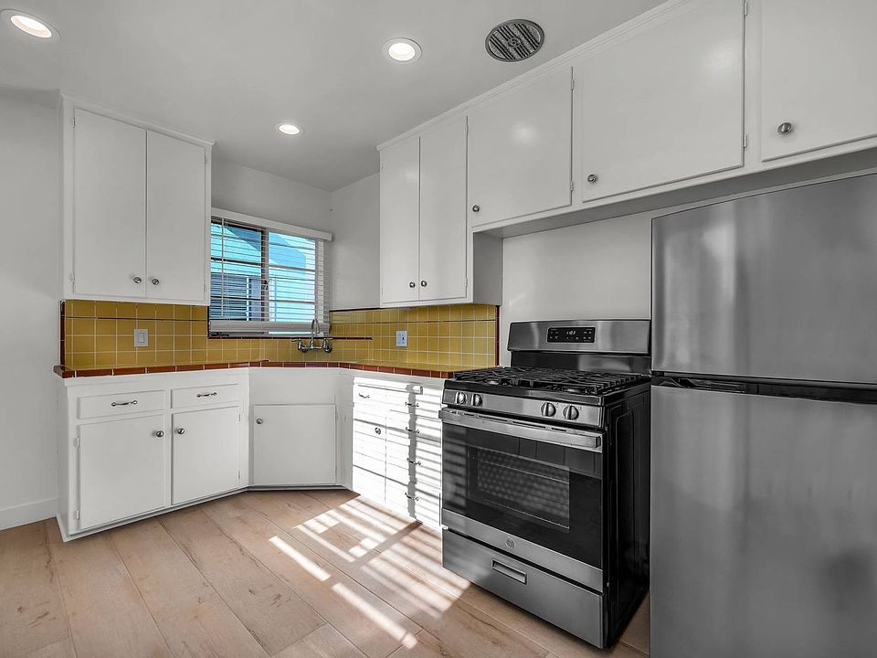 1st image of 2826 Avenel St APT 2