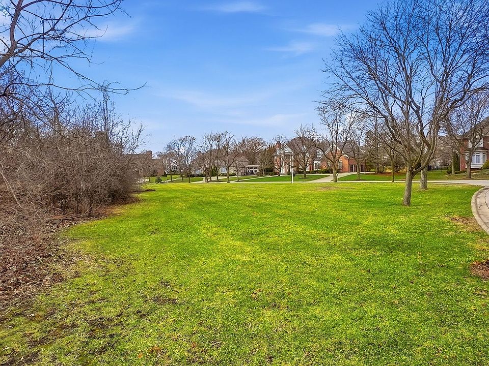 1st image of 9045 Turnberry Dr