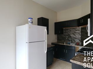 4322 N Sheridan Rd APT 301, Chicago, IL 60613