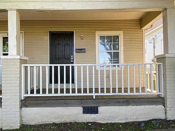 2nd image of 810 Park Ave