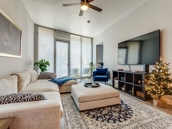 5th image of 2950 McKinney Ave APT 210