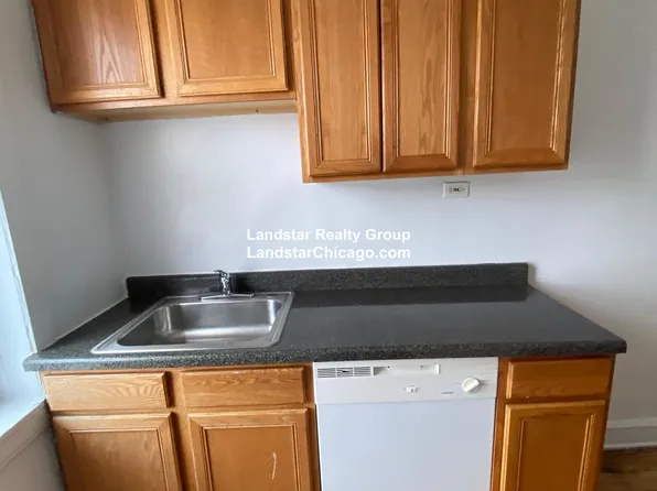 2350 W Touhy Ave #2, Chicago, IL 60645