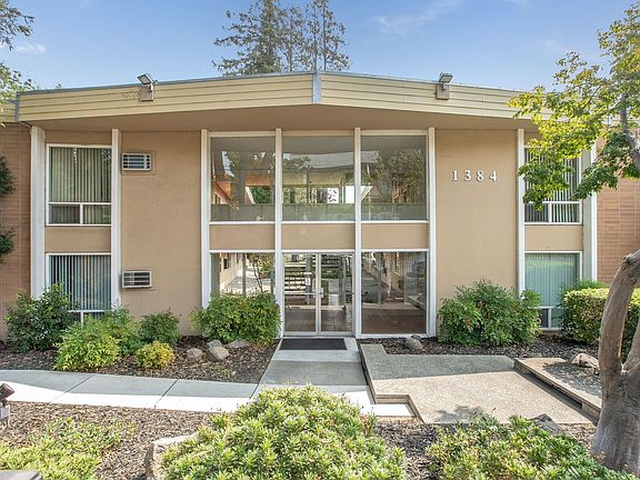 3rd image of 1384 Oakland Blvd #28