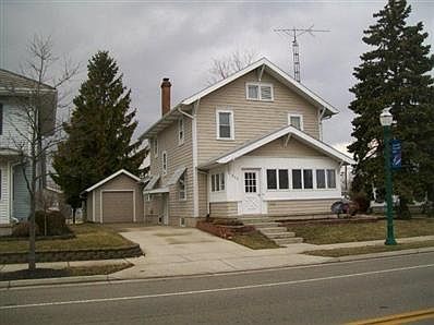 1st image of 659 E Main St