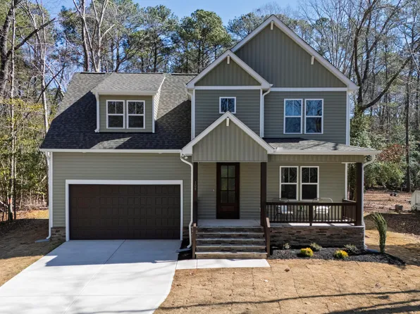 108 Nakoma Dr, Louisburg, NC 27549