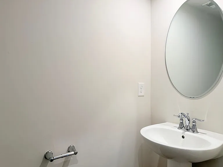 121 Capeside Ct — Photo 7