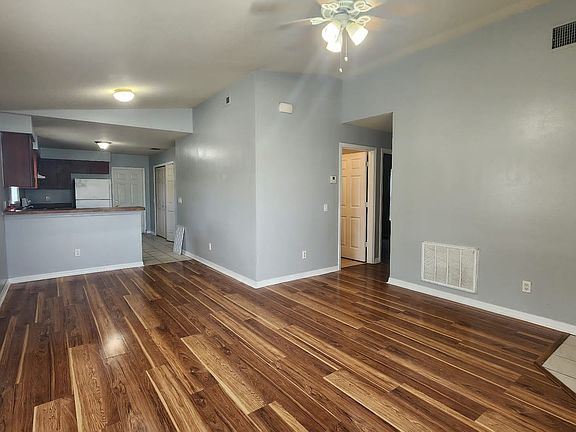 5th image of 4378 9th Ave S
