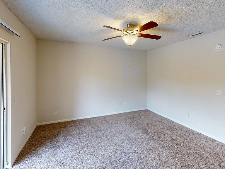 Altamira Place Apartment Homes — Photo 84