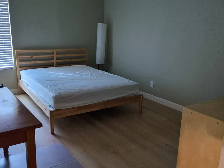 1345 Cabrillo Park Dr #E10 — Photo 1
