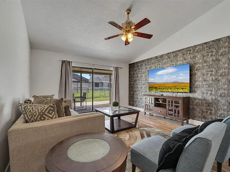 153 Sandalwood Dr — Photo 7
