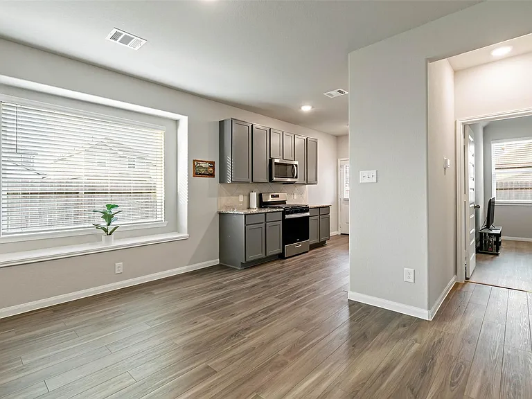 13770 Goldeye Dr — Photo 5