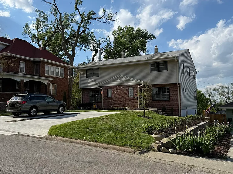 6520 Sprague St — Photo 1