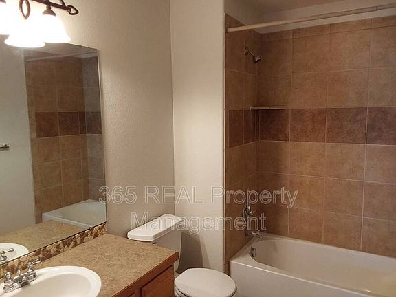 5th image of 1561 Pelican Lakes Point #1