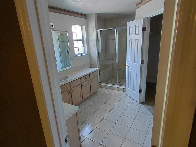 1810 Newman Ln — Photo 9