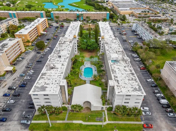200 NE 12th Ave APT 7C, Hallandale Beach, FL 33009