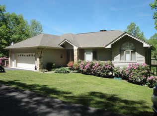 880 Hemlock Dr, Newland, NC 28657