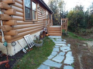 910 Ten Rod Rd, Farmington, NH 03835