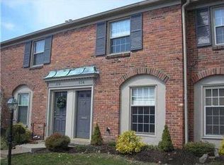 176 Jamestown Dr, Pittsburgh, PA 15216