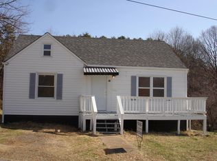 46 Foley Dr, Bassett, VA 24055