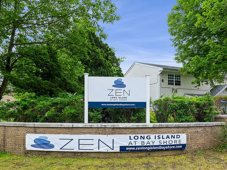Zen Long Island at Bay Shore 55+ Community — Photo 26