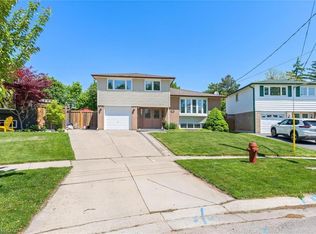 26 Marilyn Cres, Halton Hills, ON L7G 1K4