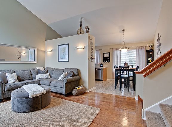 4th image of 1357 Lily Ct