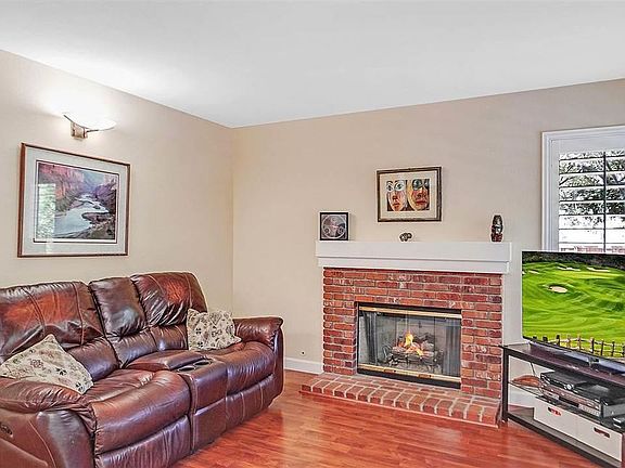 5th image of 4614 Gerrilyn Way