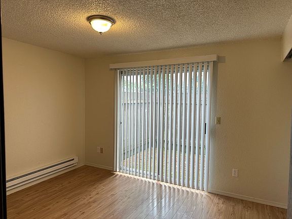 5th image of 10624 Kendrick St SW #4