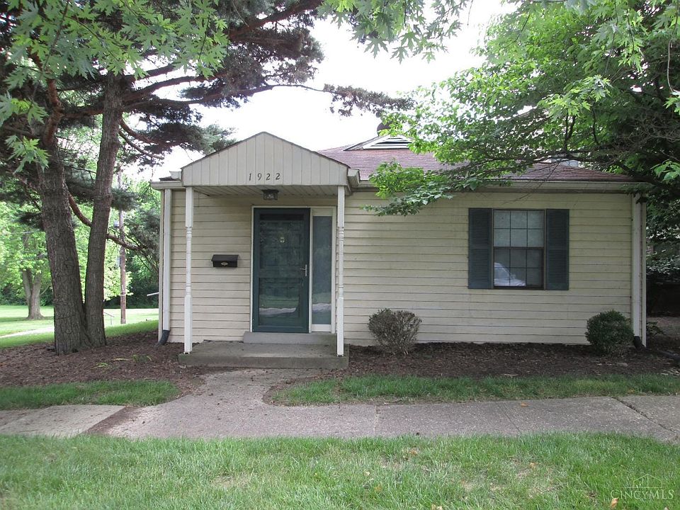 1st image of 1922 Chaucer Dr #1922