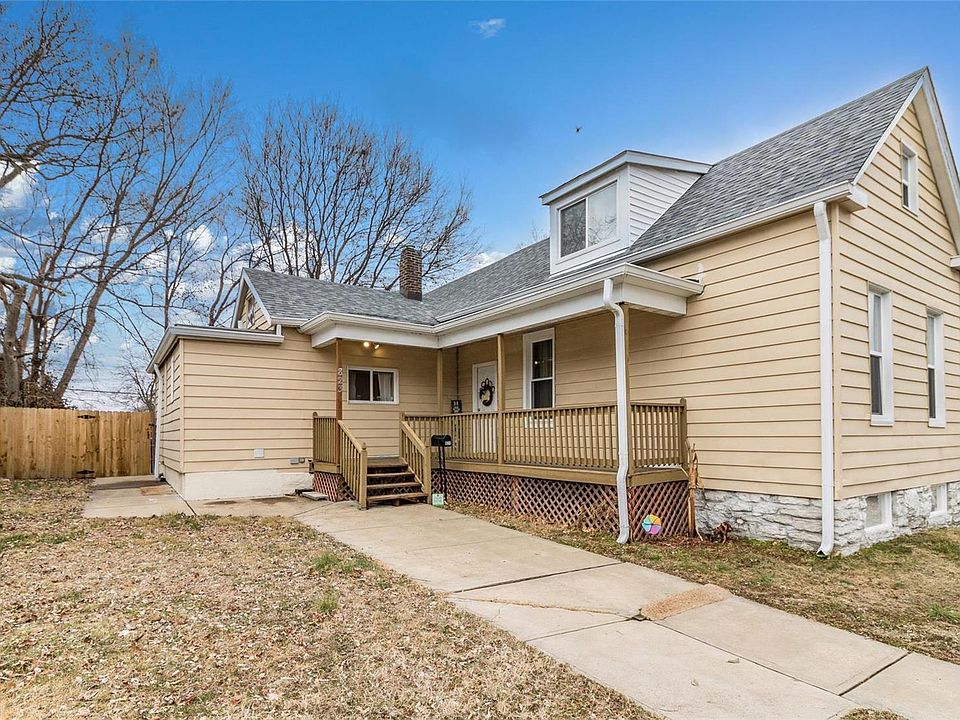 1st image of 823 Erskine Ave