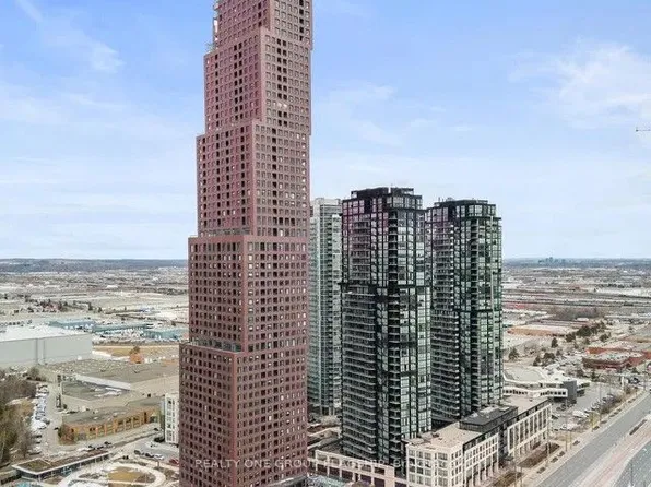 2920 Highway 7 Rd #2008, Vaughan, ON L4K 0H8