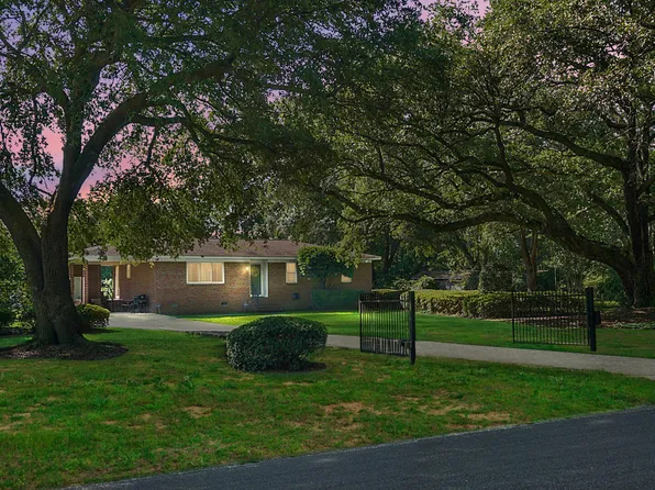 4428 Maple Ridge Rd, Walterboro, SC 29488