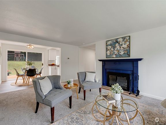 4th image of 16527 23rd Avenue NE