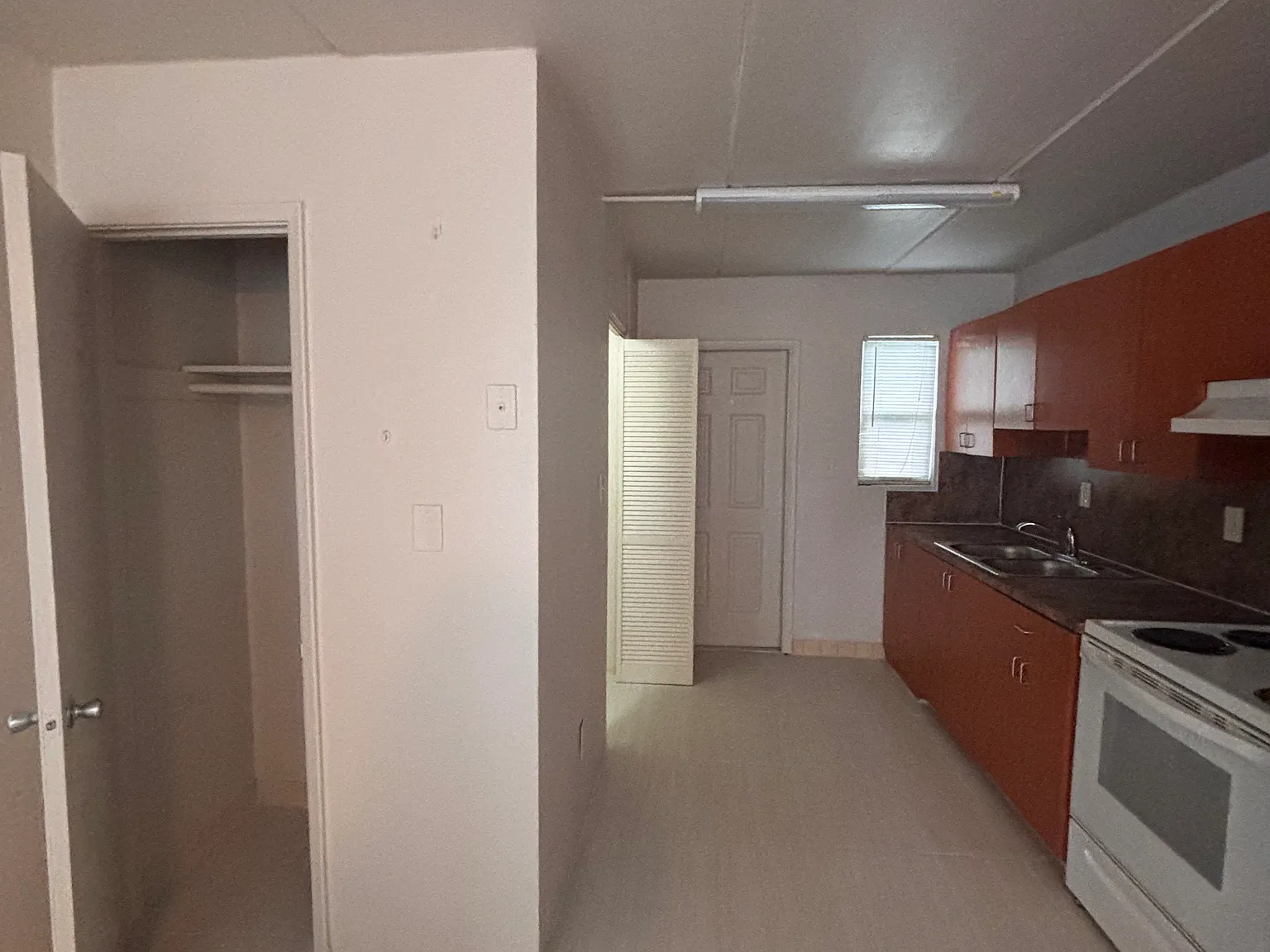 2 bed, $1,950 — Photo 4