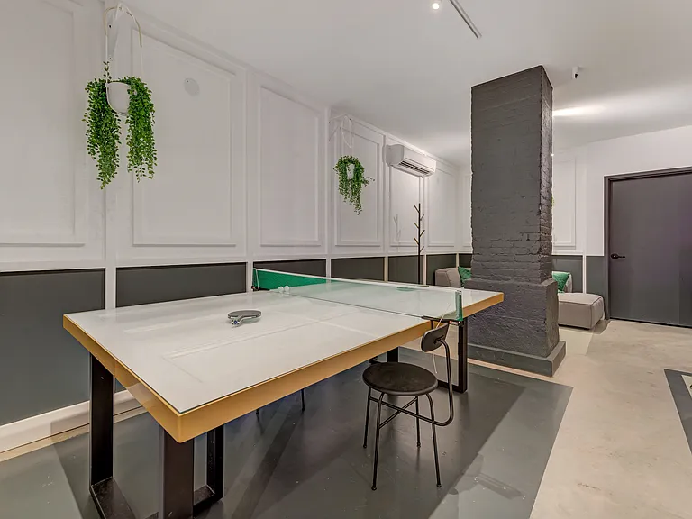 186 N 6th St #207 — Photo 25