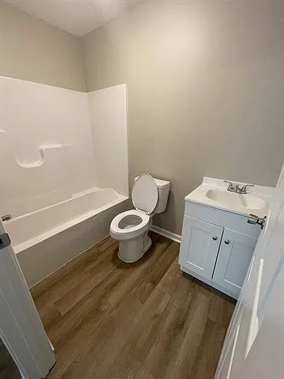 329 N King Ave — Photo 12