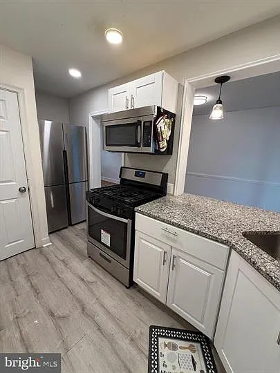 202 W Edgevale Rd #A — Photo 7